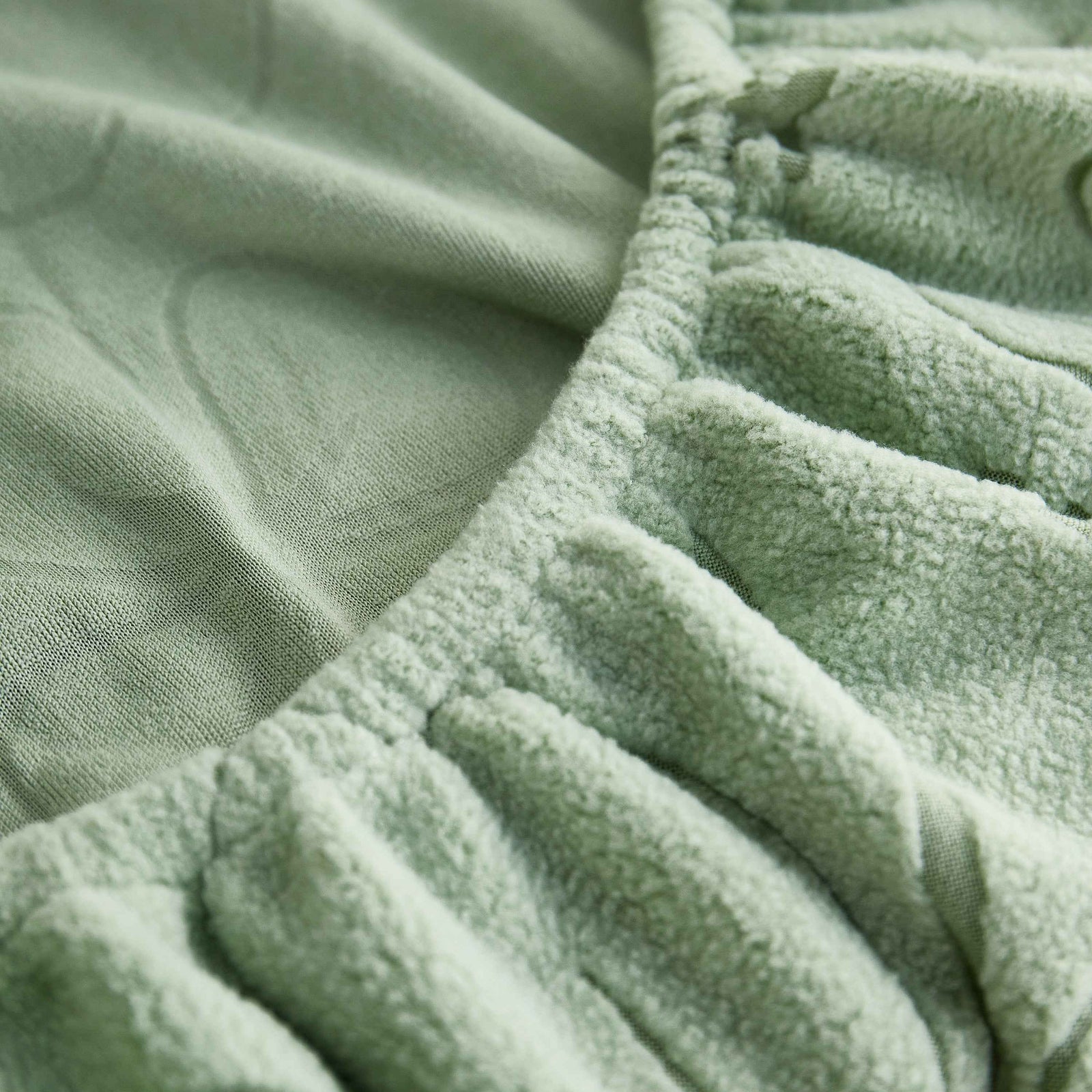 Lucky Clover Slipcover Non-Slip Stretch Jacquard Polar Fleece Sofa Cover for Pets, Cushions, Couches