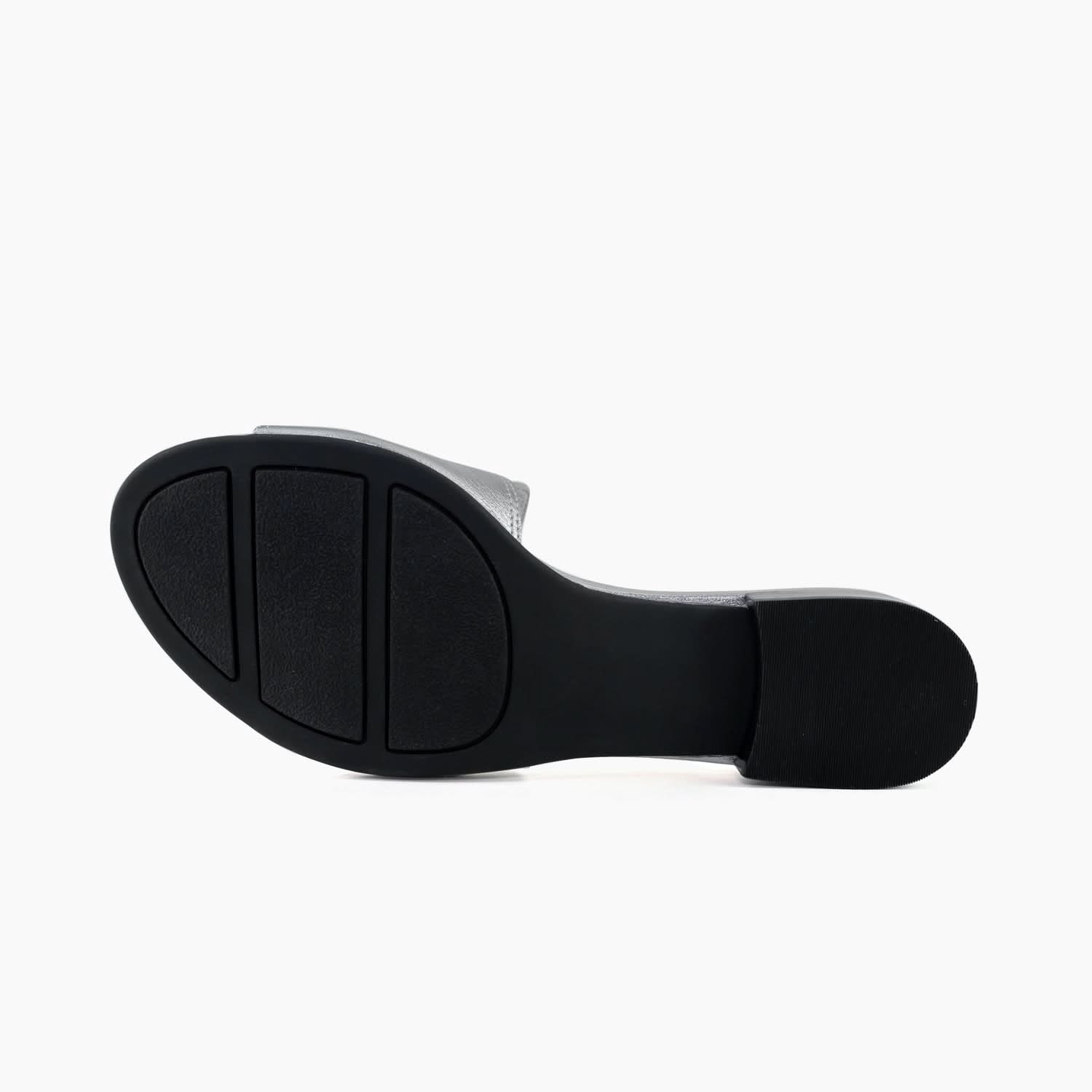 Walcott Ave, Women Slides