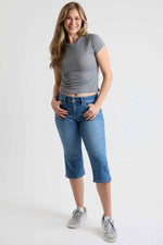 Women's Premium Stretch Essential Capri