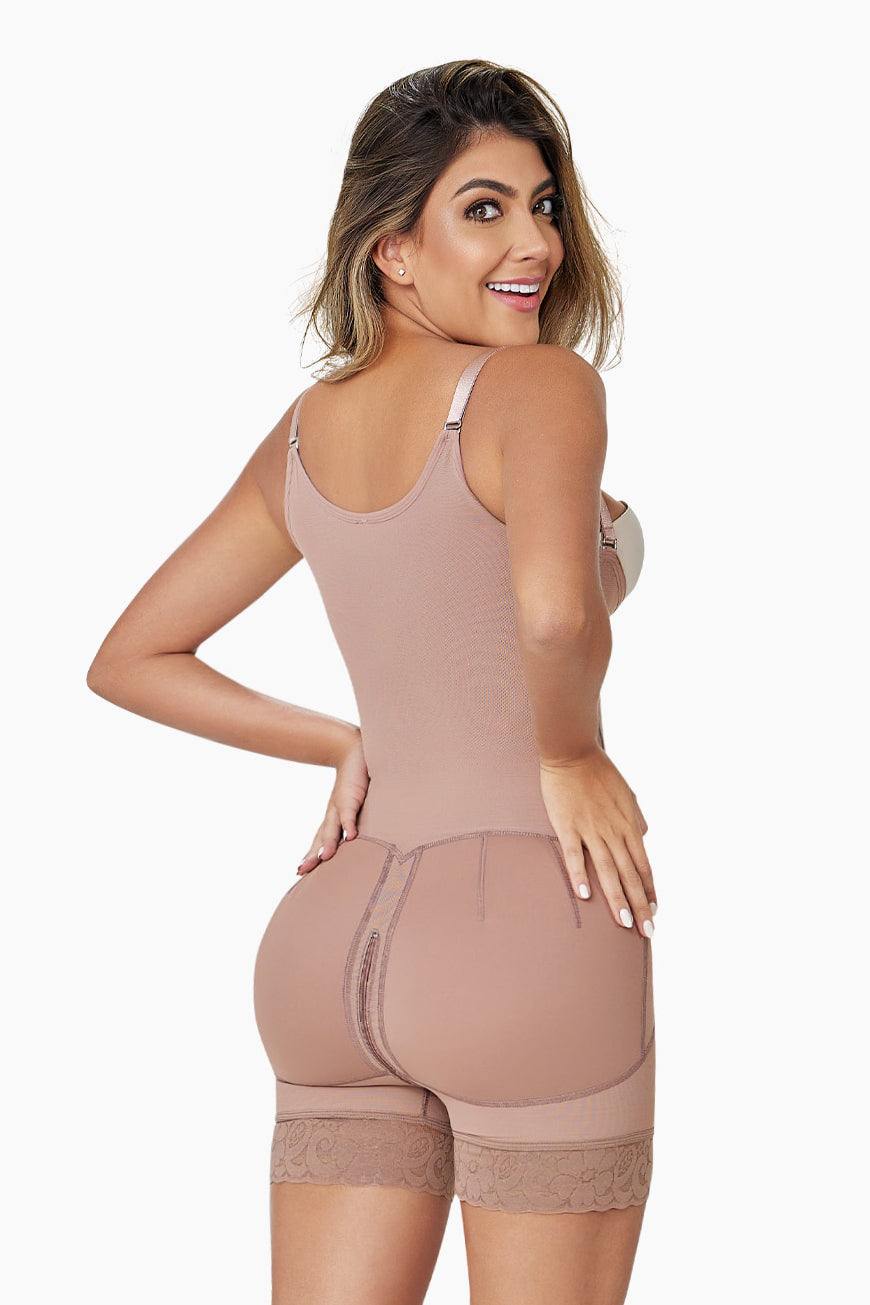 CURVEEZ BBL Effect Chic Body Shaper