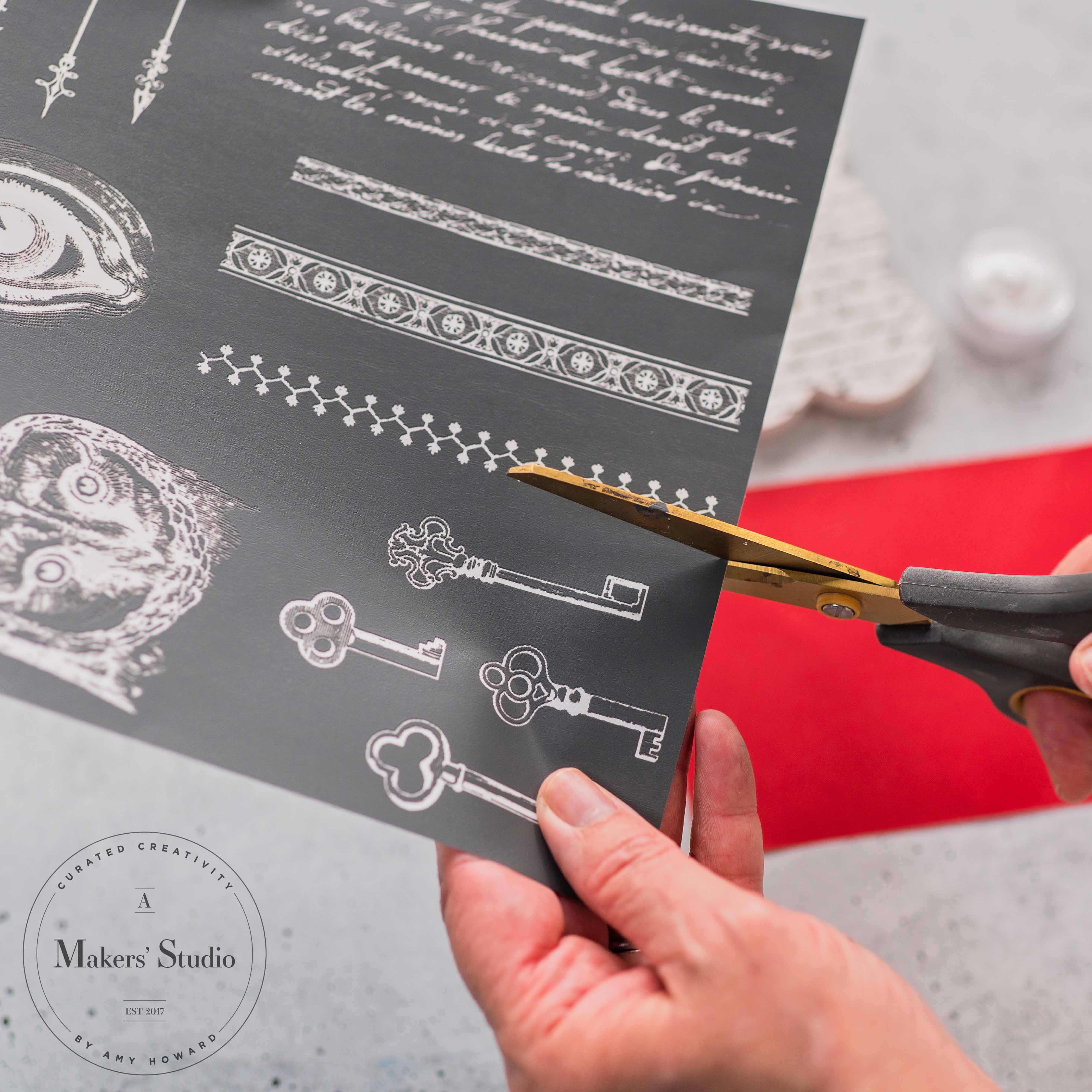 Mon Amour - Mesh Stencil 9x12