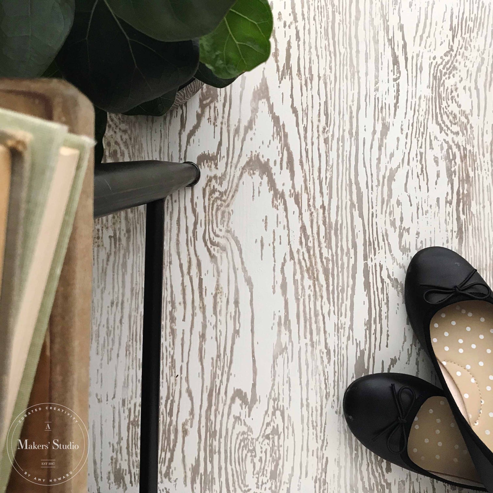 Woodgrain - Mesh Stencil 12x18