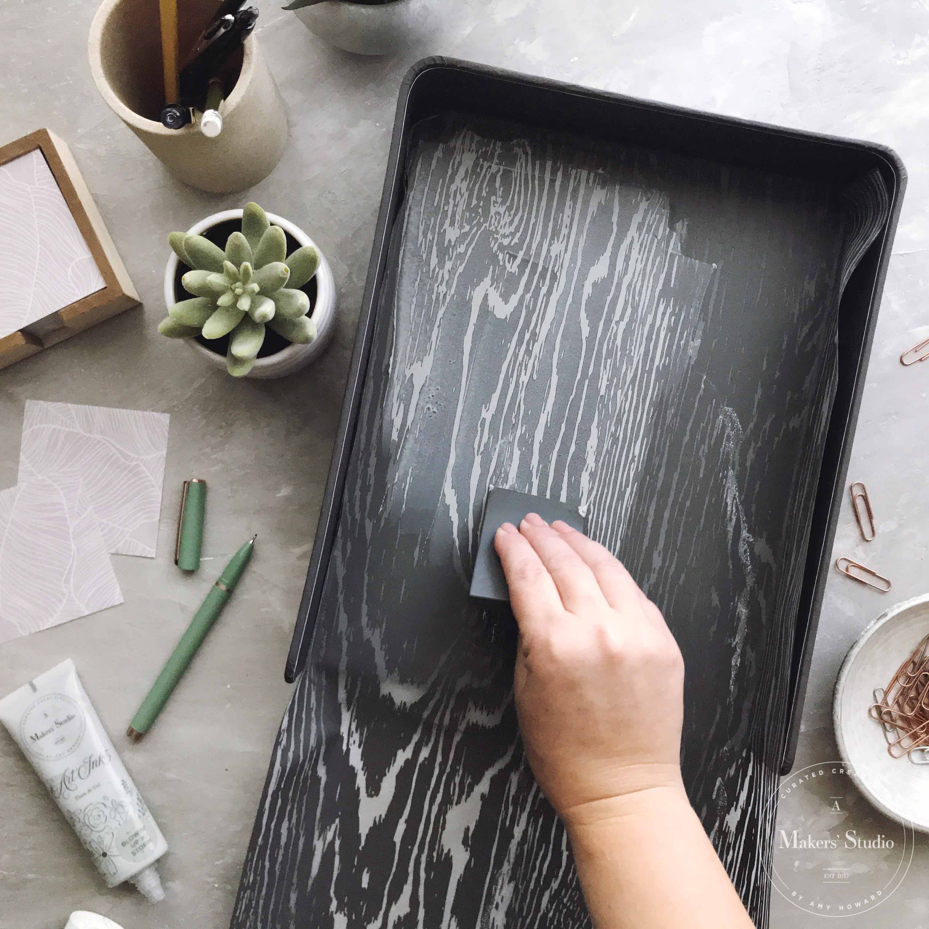 Woodgrain - Mesh Stencil 12x18