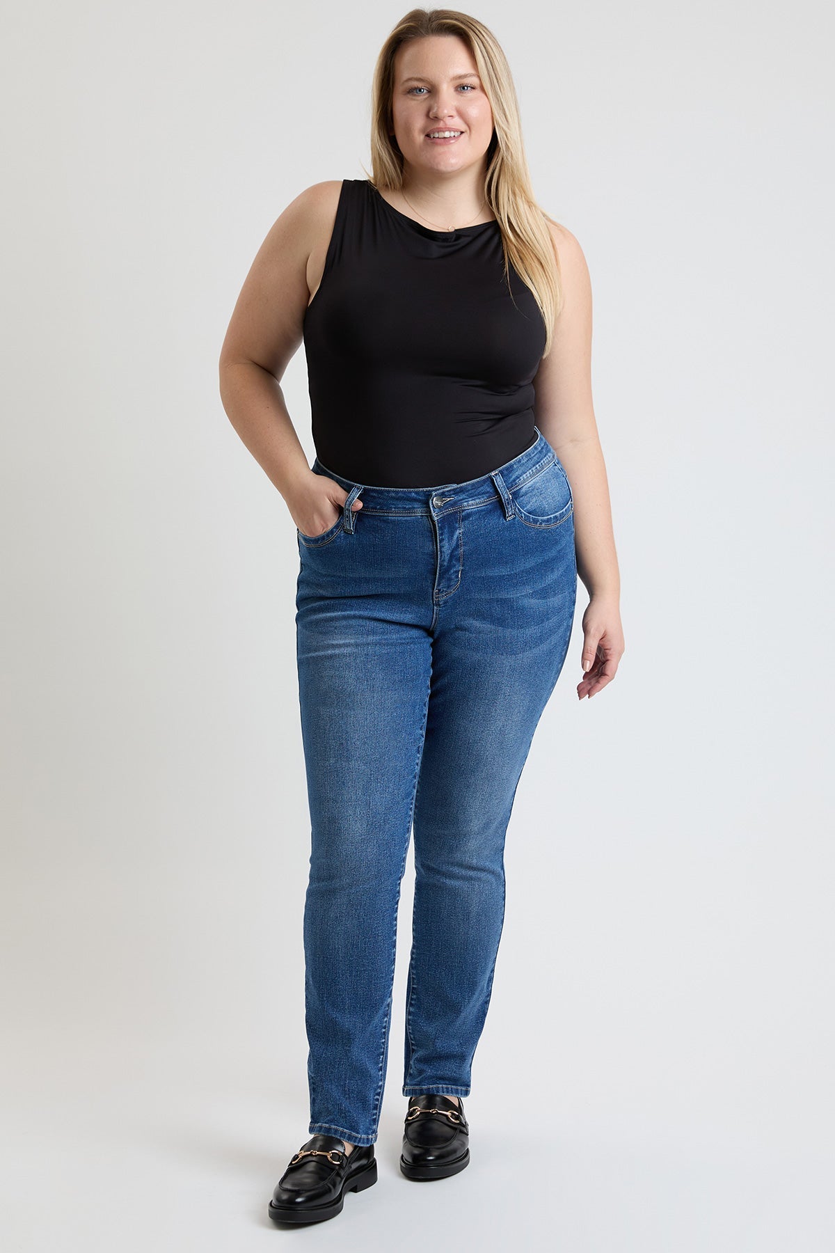Women's Plus High Rise Curve Confidence  Straight  Jeans