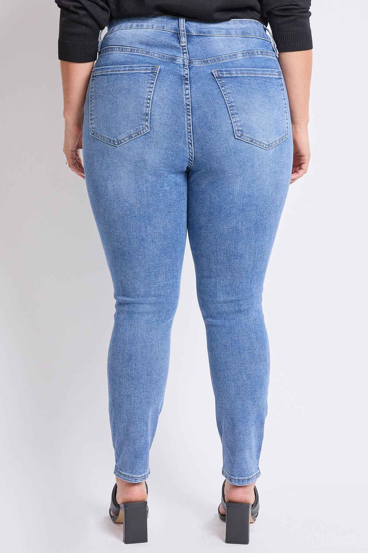 Women's Plus High Rise Basic 5 Pocket Skinny Jeans