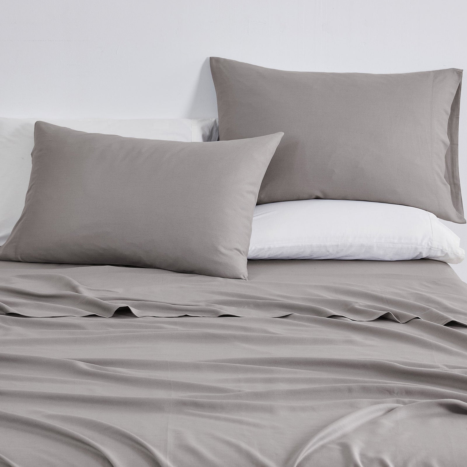 TENCEL™ Lyocell & Linen Blend Sheet Set - Magdalena Collection