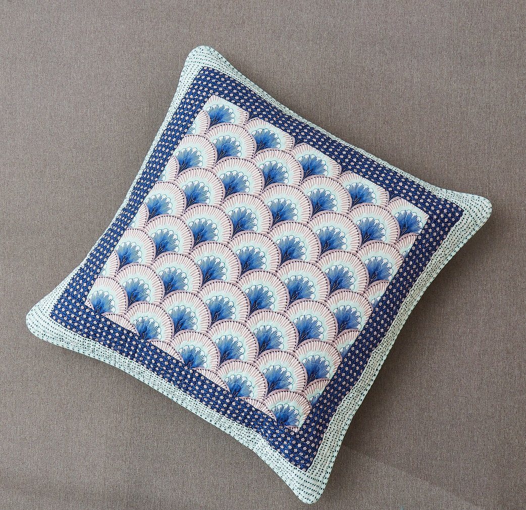 DaDa Bedding Mediterranean Fans Breezy Waves Minty Blue Euro Pillow Sham Cover, 26" x 26" (JHW884)