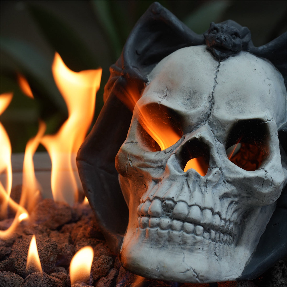 Magnesium Oxide Fire Pit Skull Wall Art Set with Hollow Flame Channel – Beige/Black