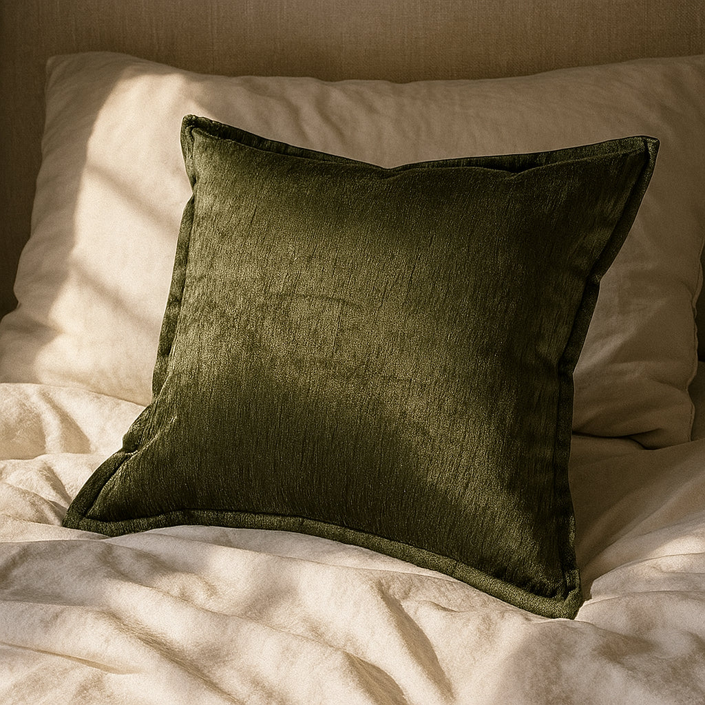Velvet Throw Pillow – Deep Forest Green with Luxe Shine & Rich Texture