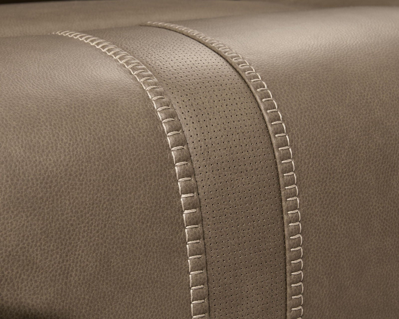 Max-Momentum - Reclining Sectional