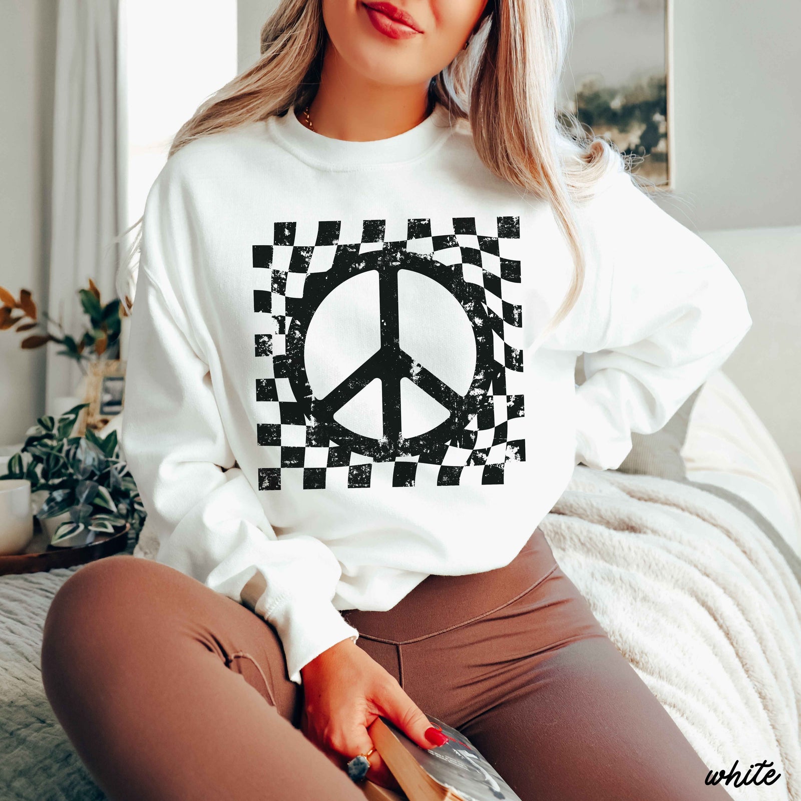 Checkered Peace Sign Sweatshirt *7 Colors (S-3X)