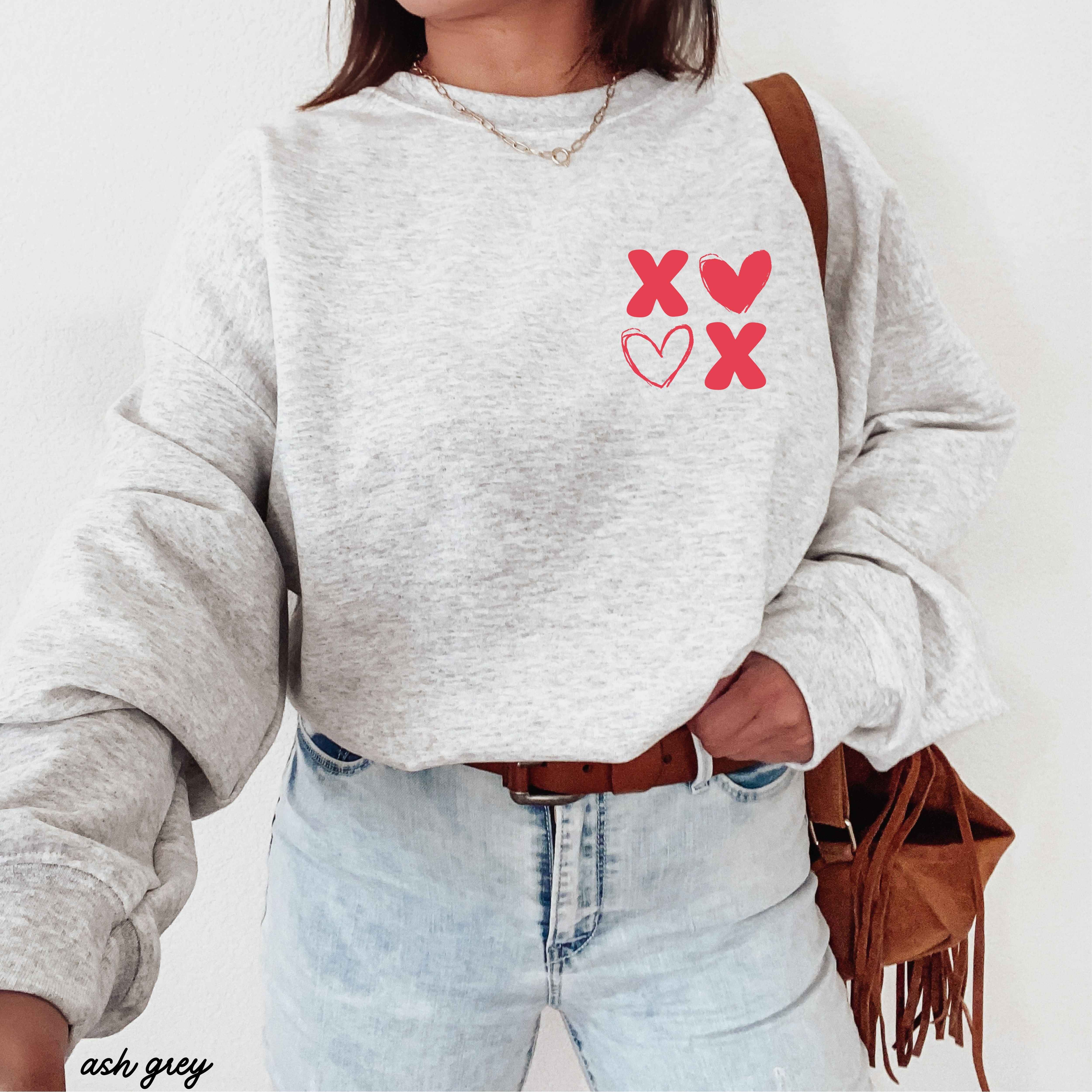 Pocket XOXO Sweatshirt *8 Colors (S-3X)