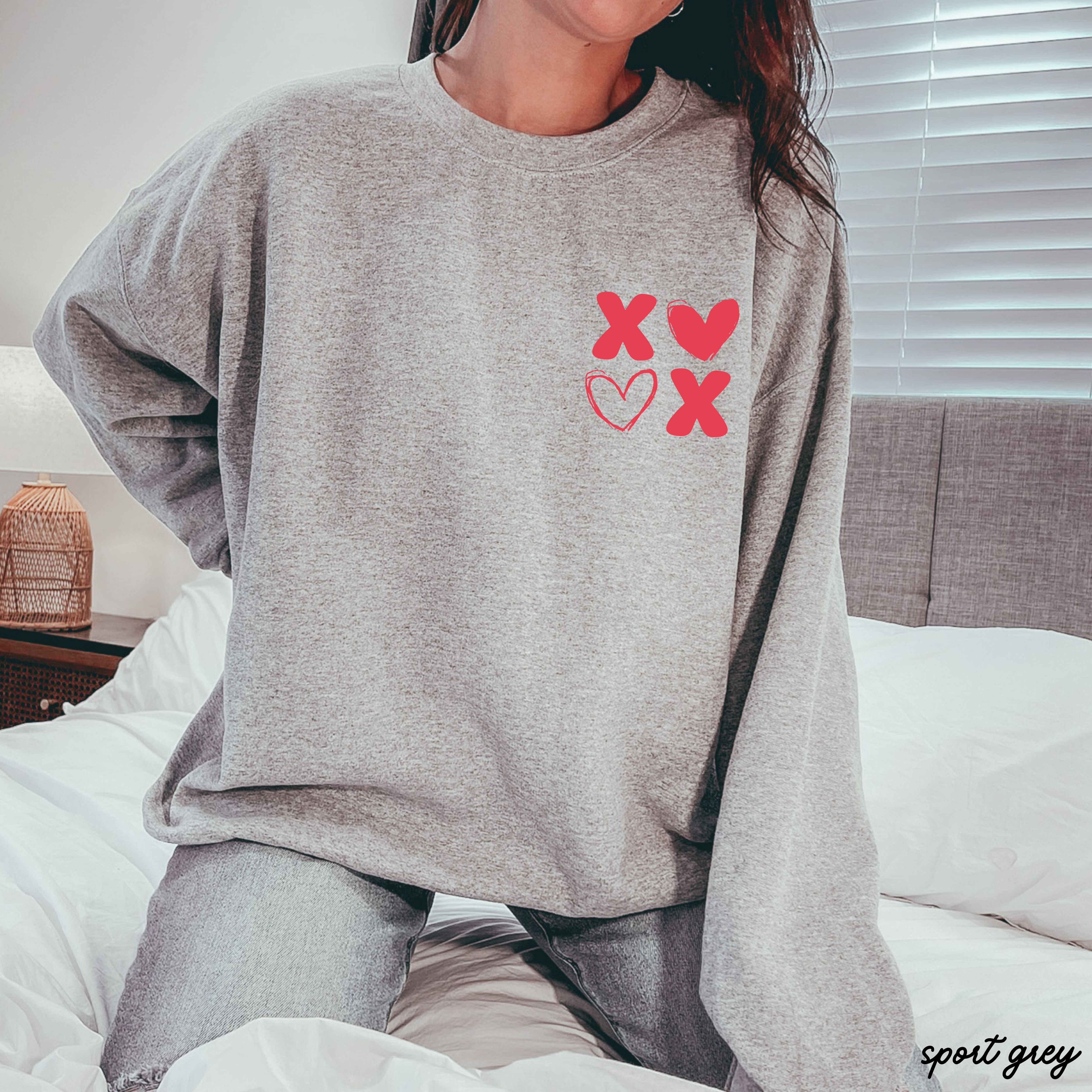 Pocket XOXO Sweatshirt *8 Colors (S-3X)