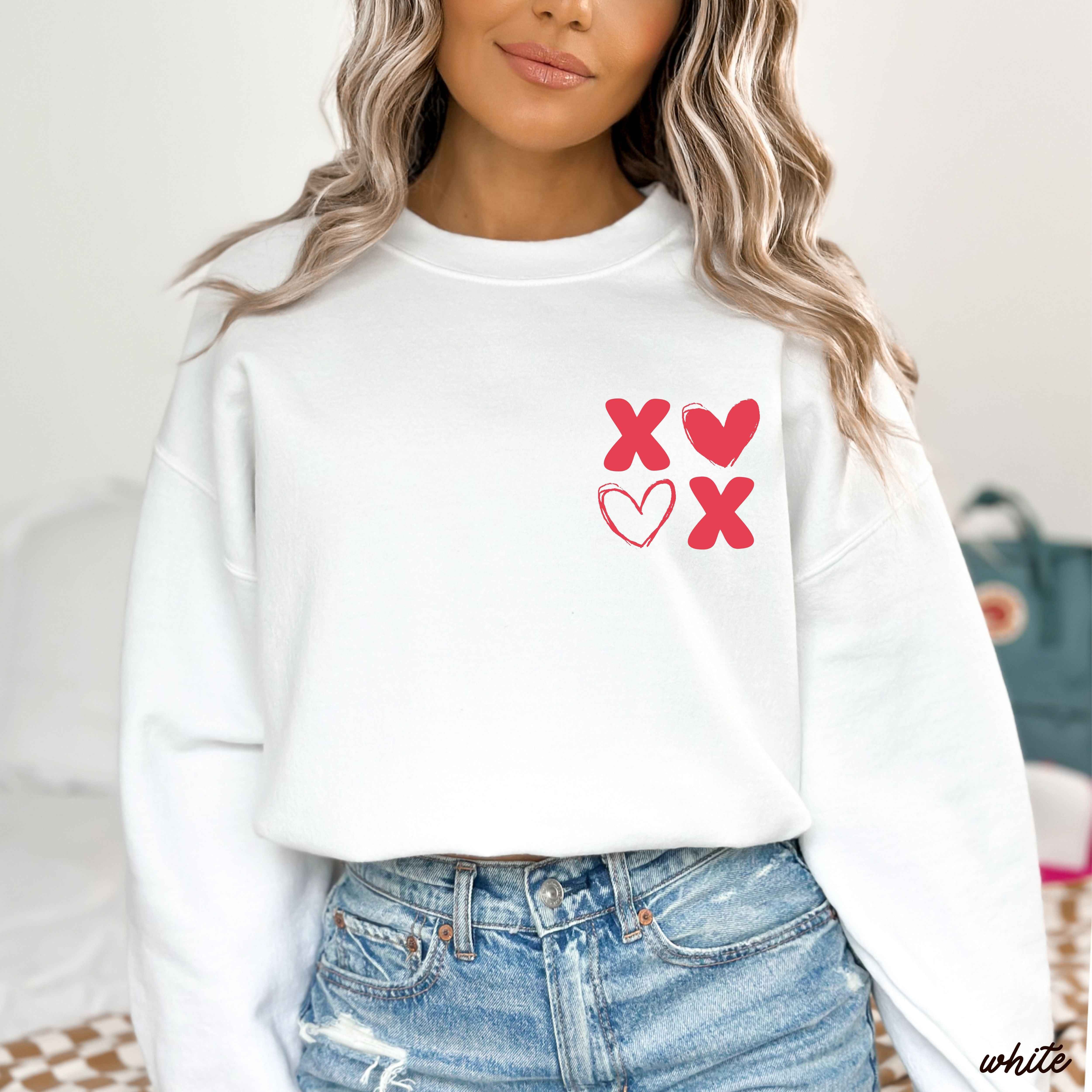 Pocket XOXO Sweatshirt *8 Colors (S-3X)