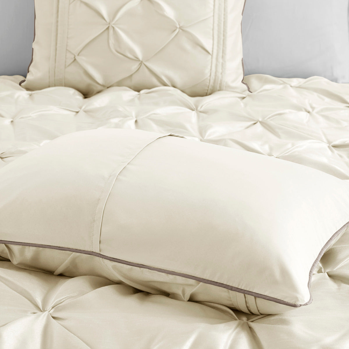 7 Piece Tufted Comforter Set Ivory Cal King