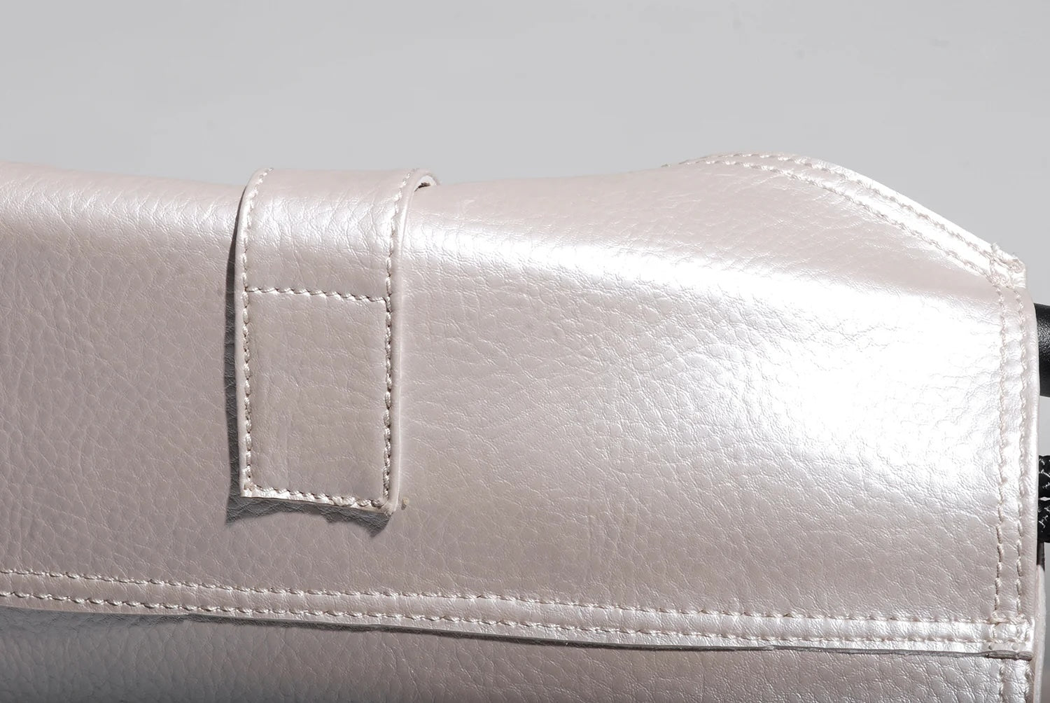 Faux Leather Round Hanging Chair Pearl