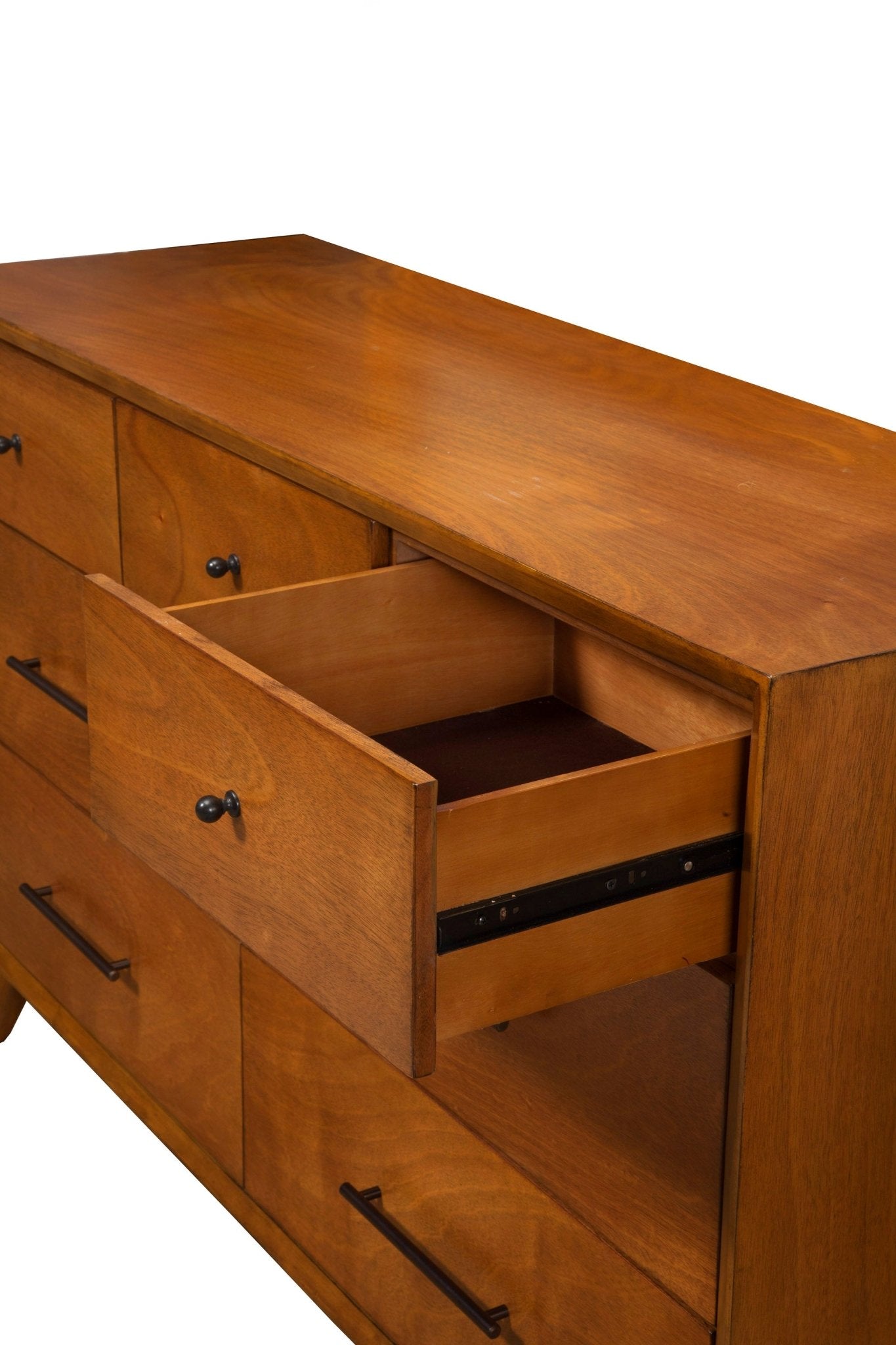Flynn Dresser, Chestnut