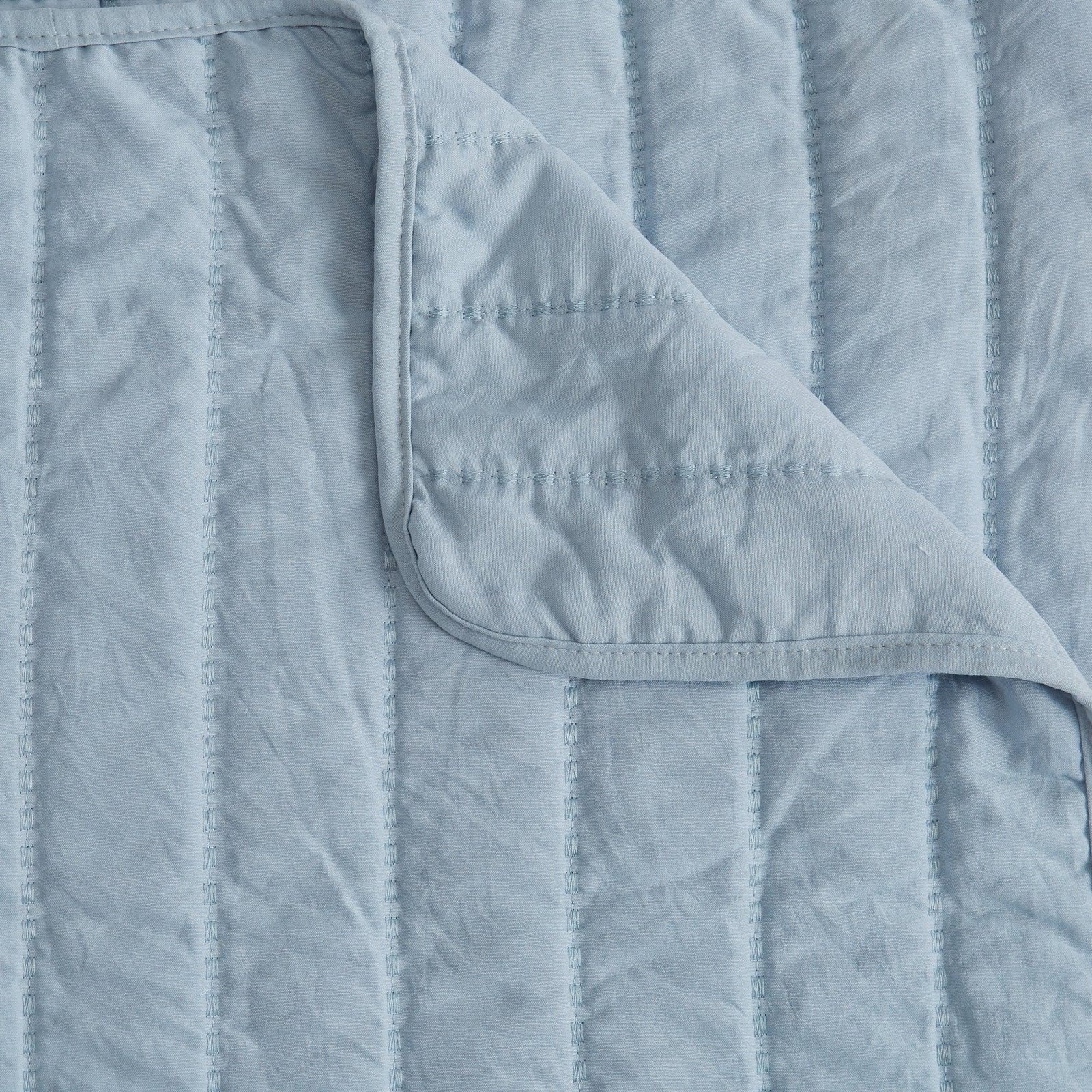 3-Piece Solid Striped Quilt - Virginia Collection