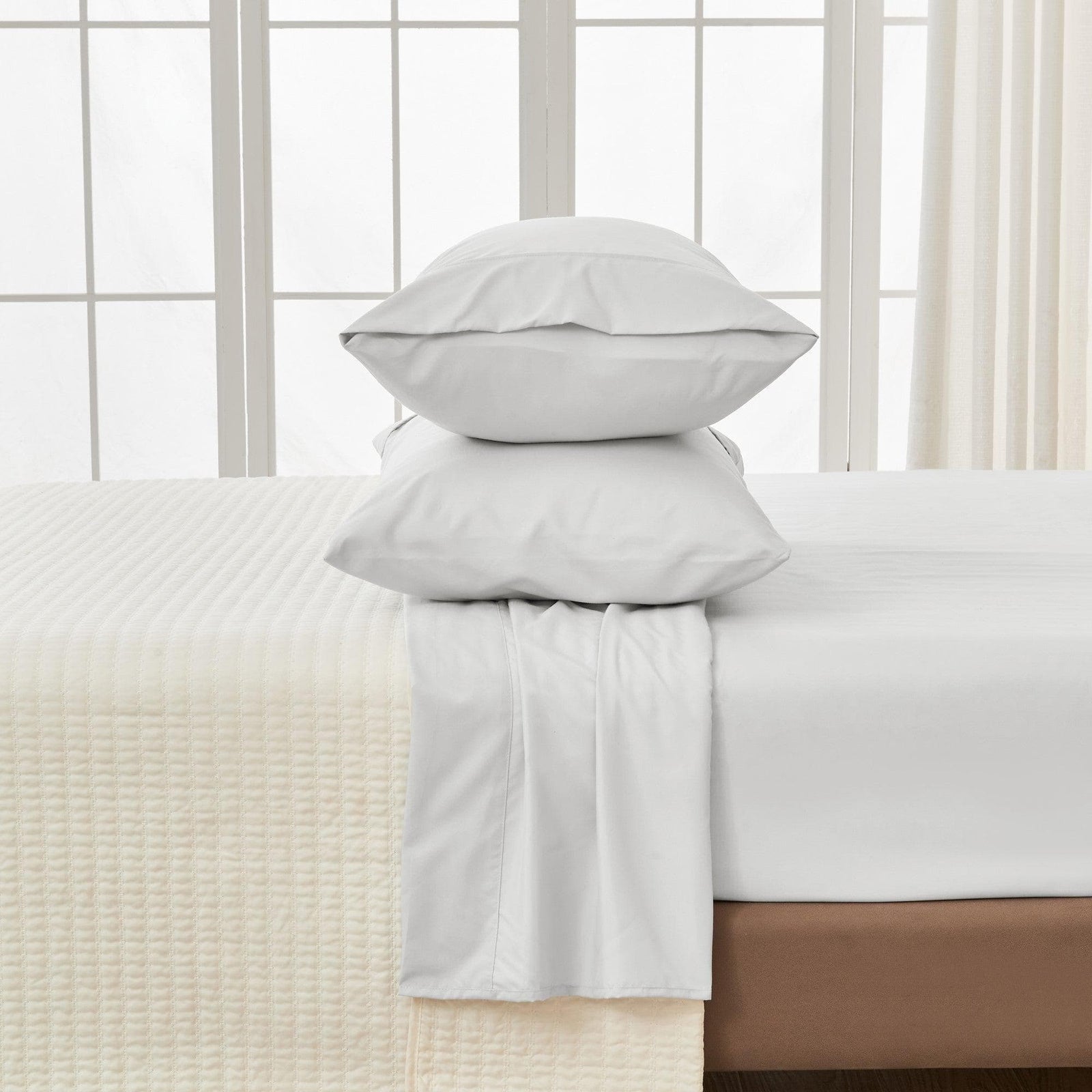 4 Piece Solid Microfiber Sheet - Amara Collection