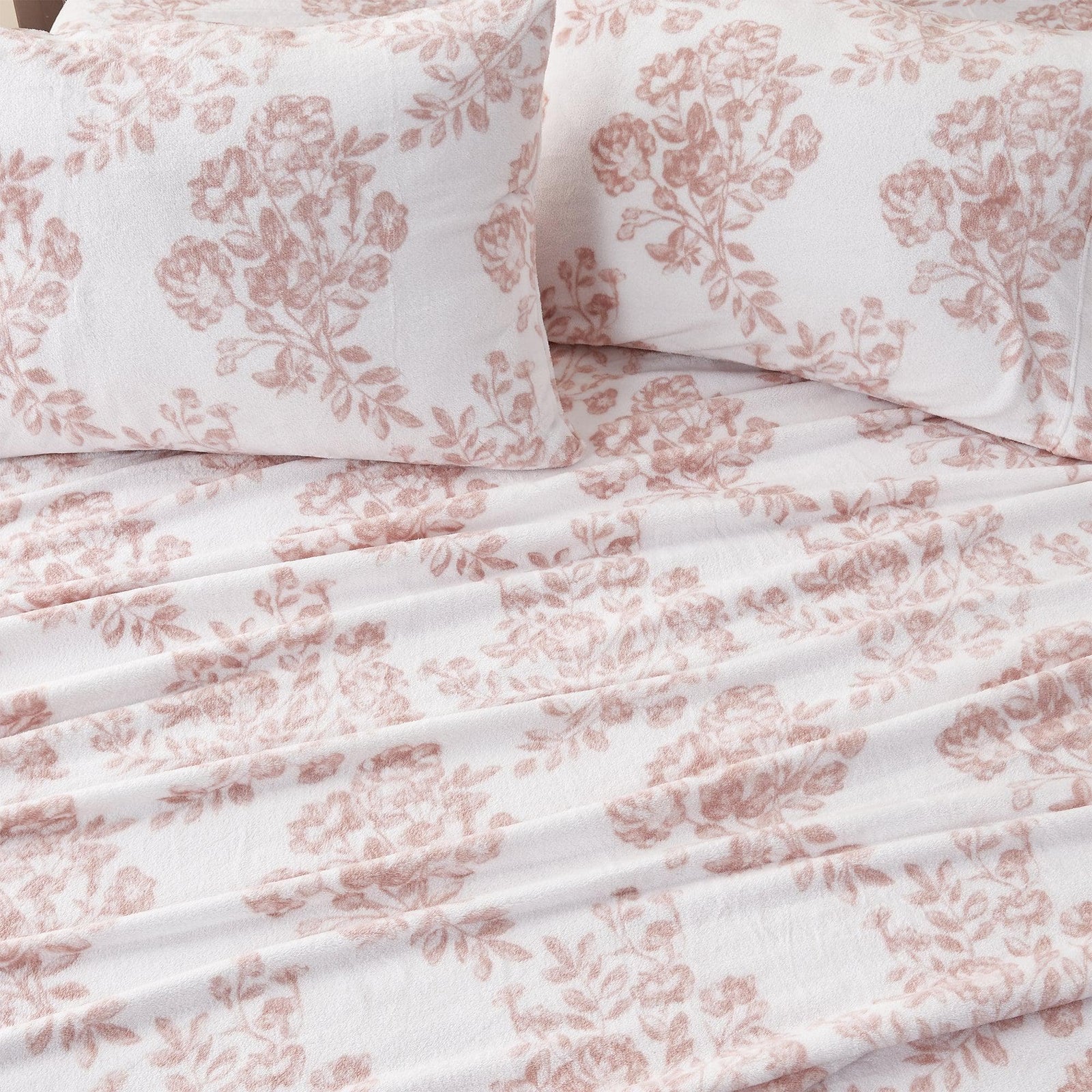 4-Piece Printed Plush Sheet - Velvet Luxe Lattice Collection