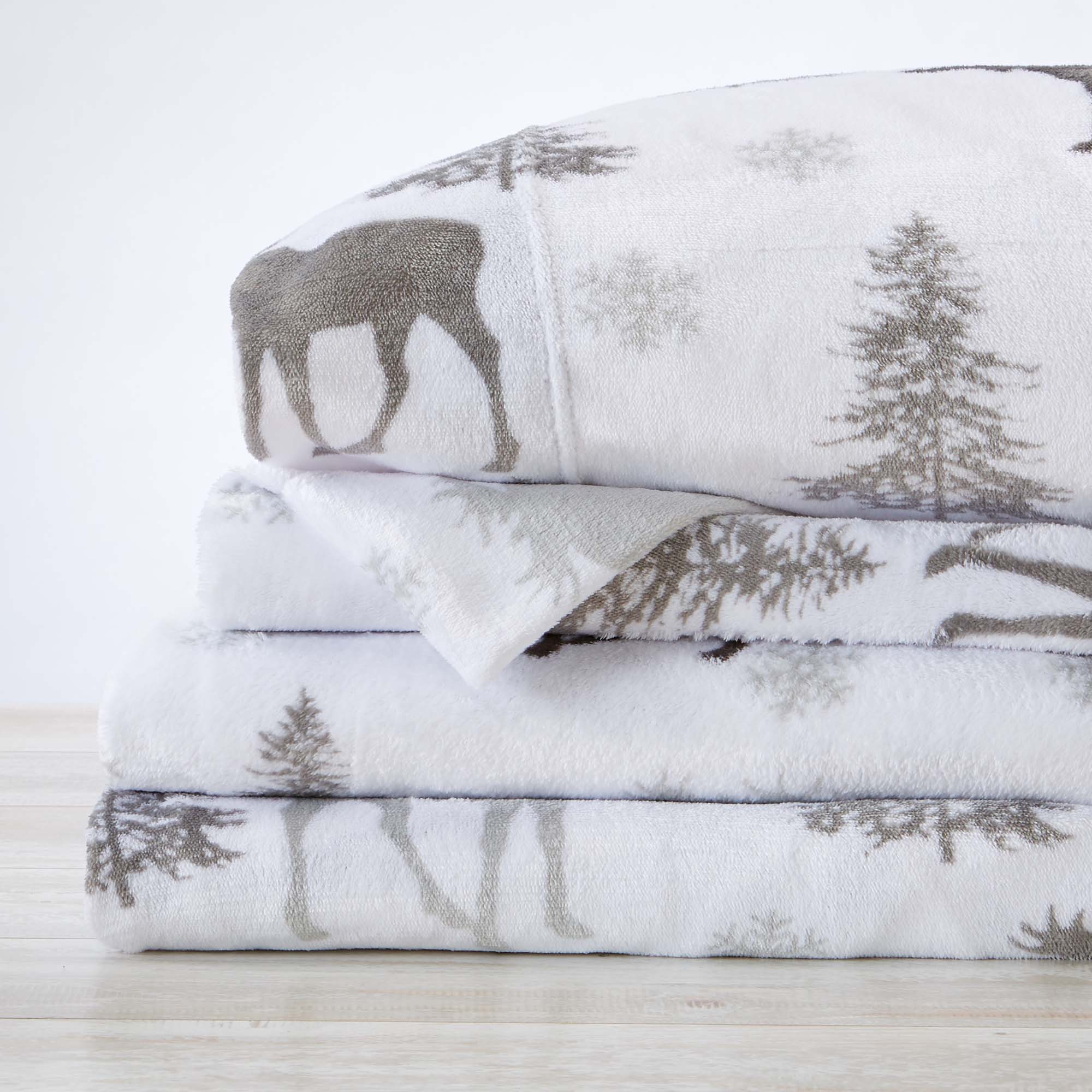 4-Piece Printed Plush Sheet - Velvet Luxe Collection