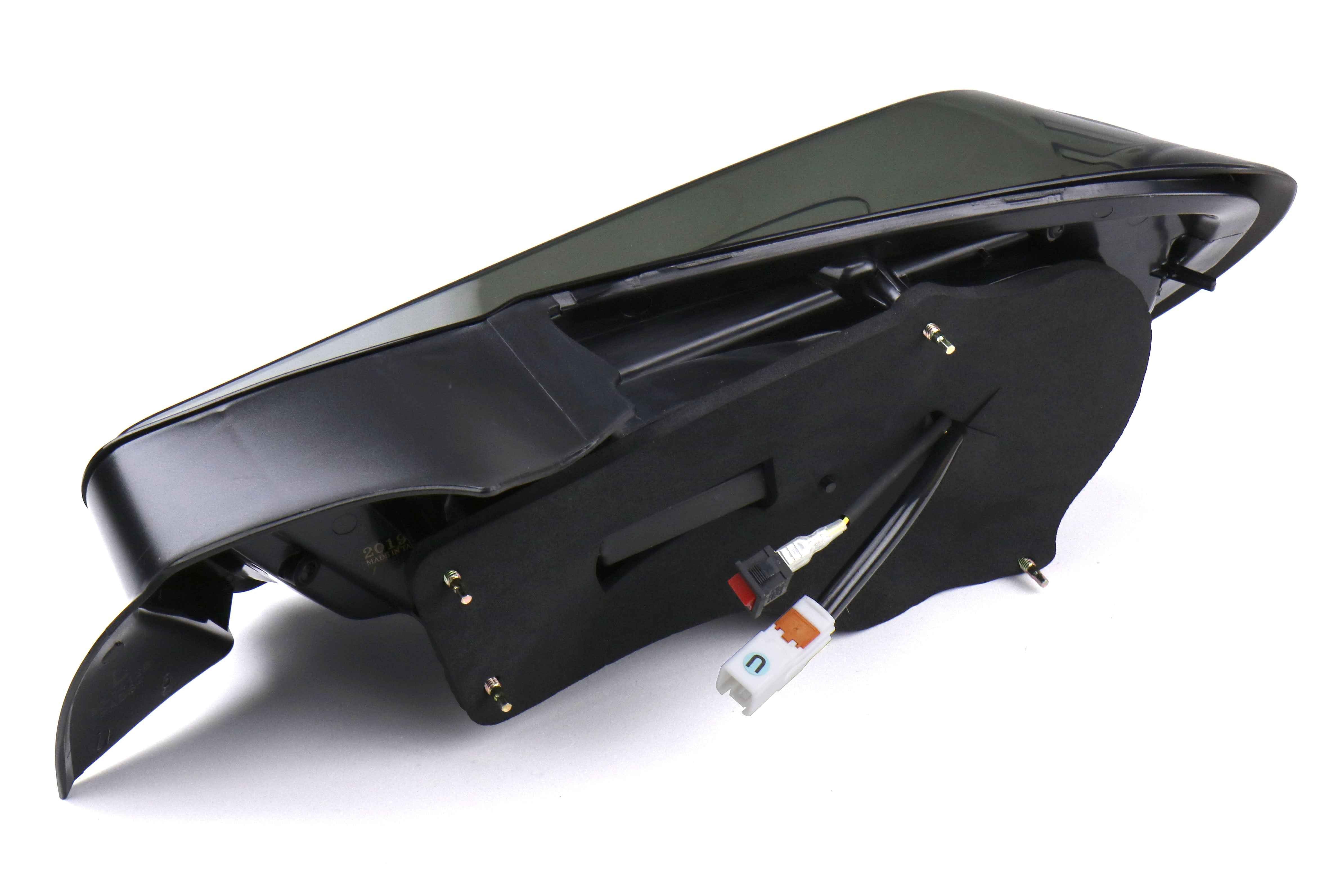 OLM VL Style Non-Sequential Smoked Lens Tail Lights (Black Gold Edition) - 2013+ FT86