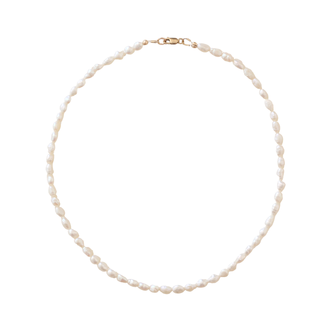 Bold Vintage Pearl Necklace