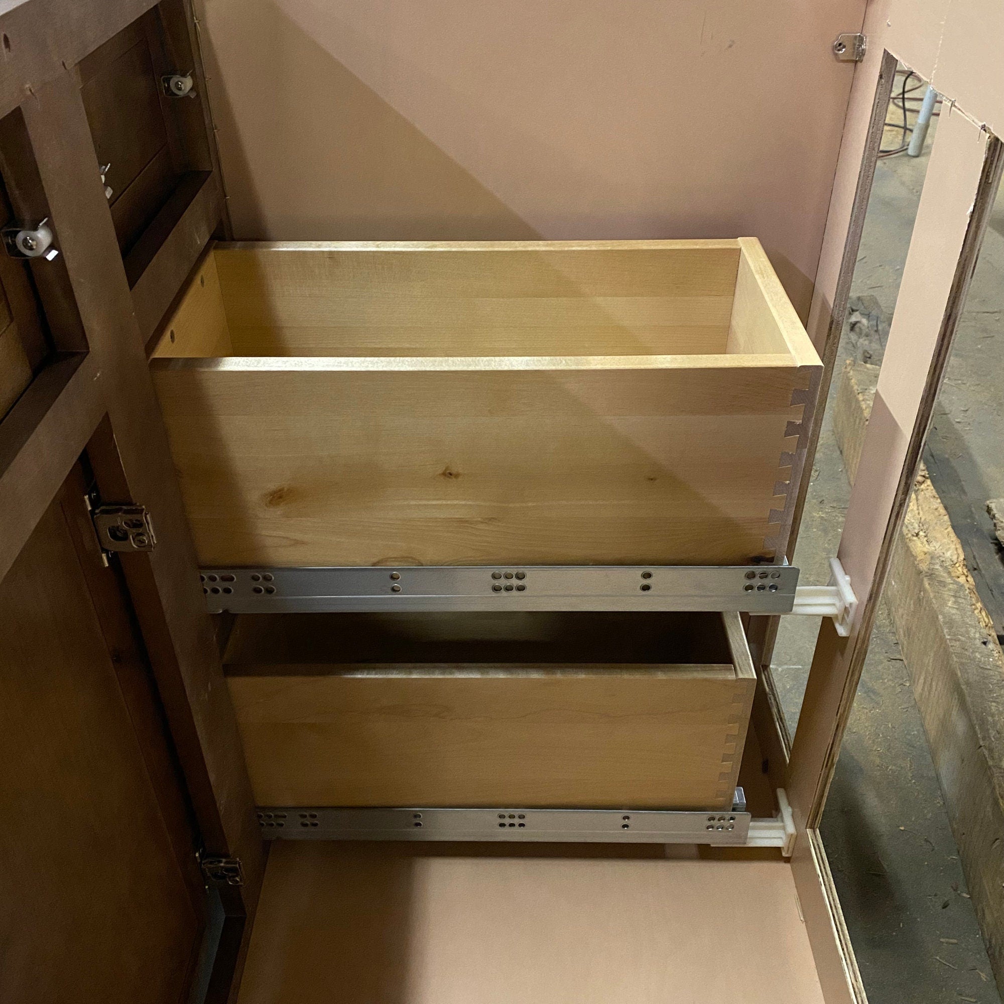 36 Inch Rustic Shaker Single Sink Bathroom Vanity with Drawers on the Left