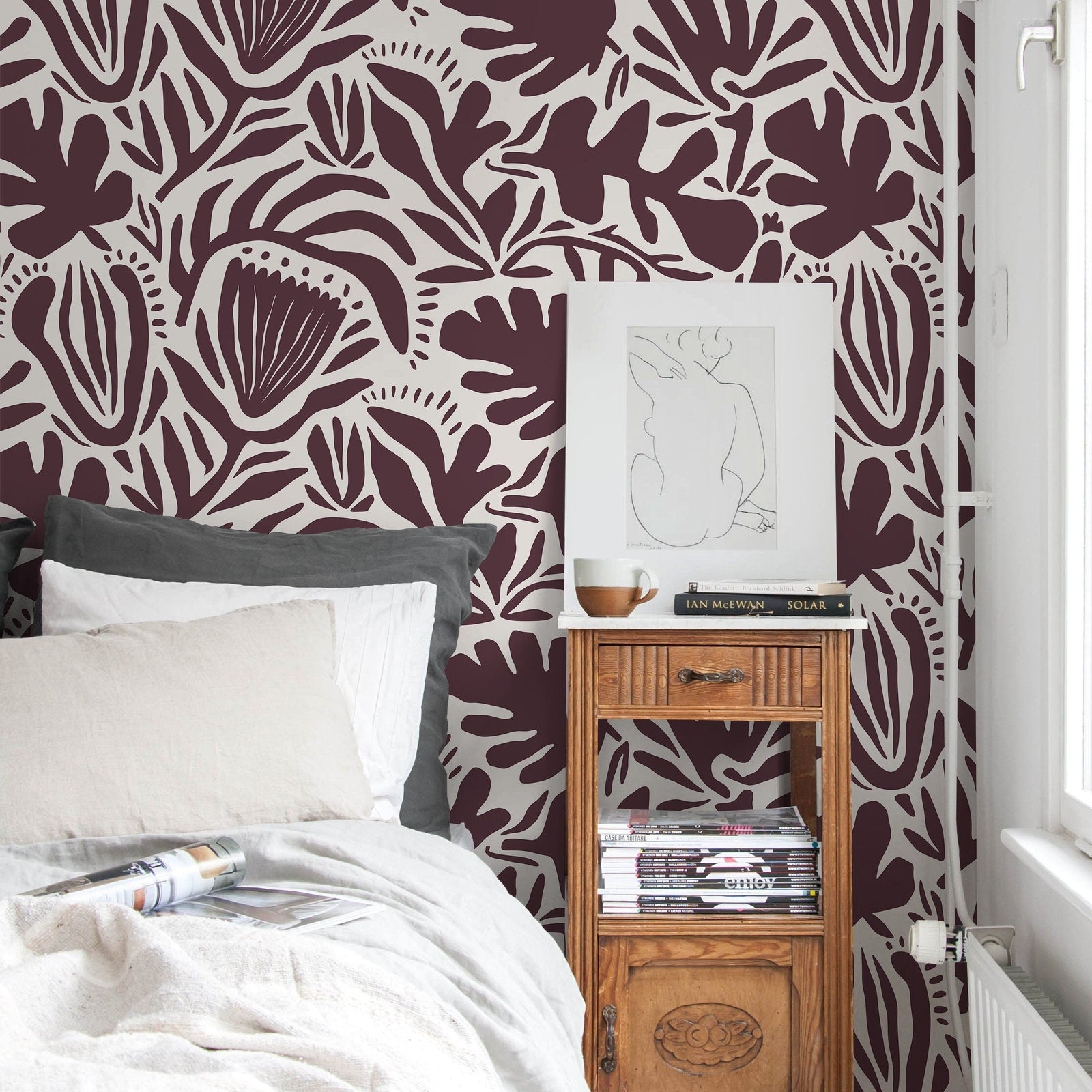 Abstract Floral Wallpaper with Bold Botanical Shapes in Purple and Off-White - D710