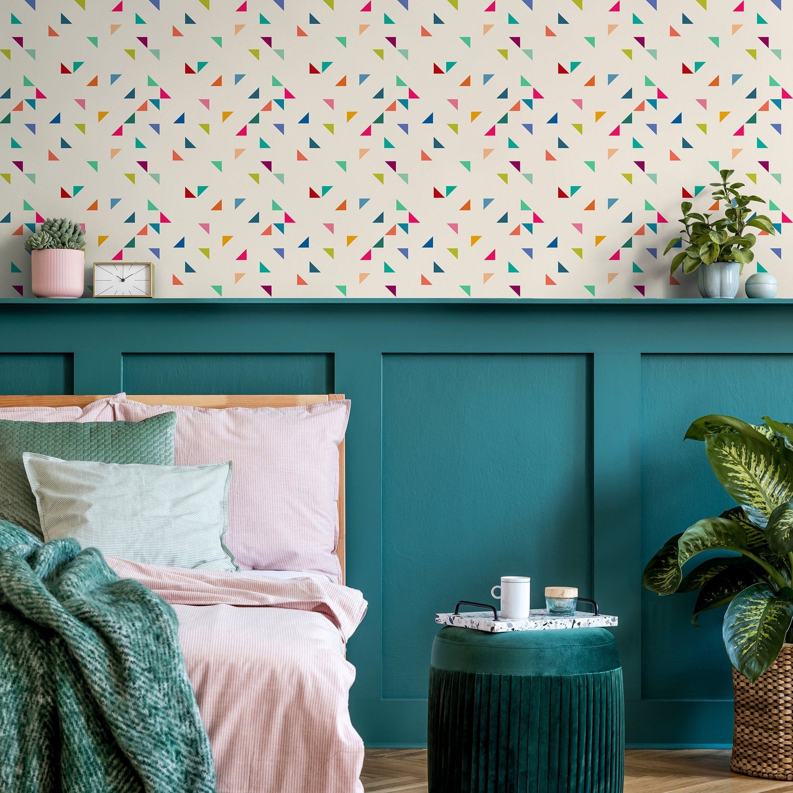 Geometric Wallpaper with Colorful Scattered Triangles in Blue, Pink, and Green - B292