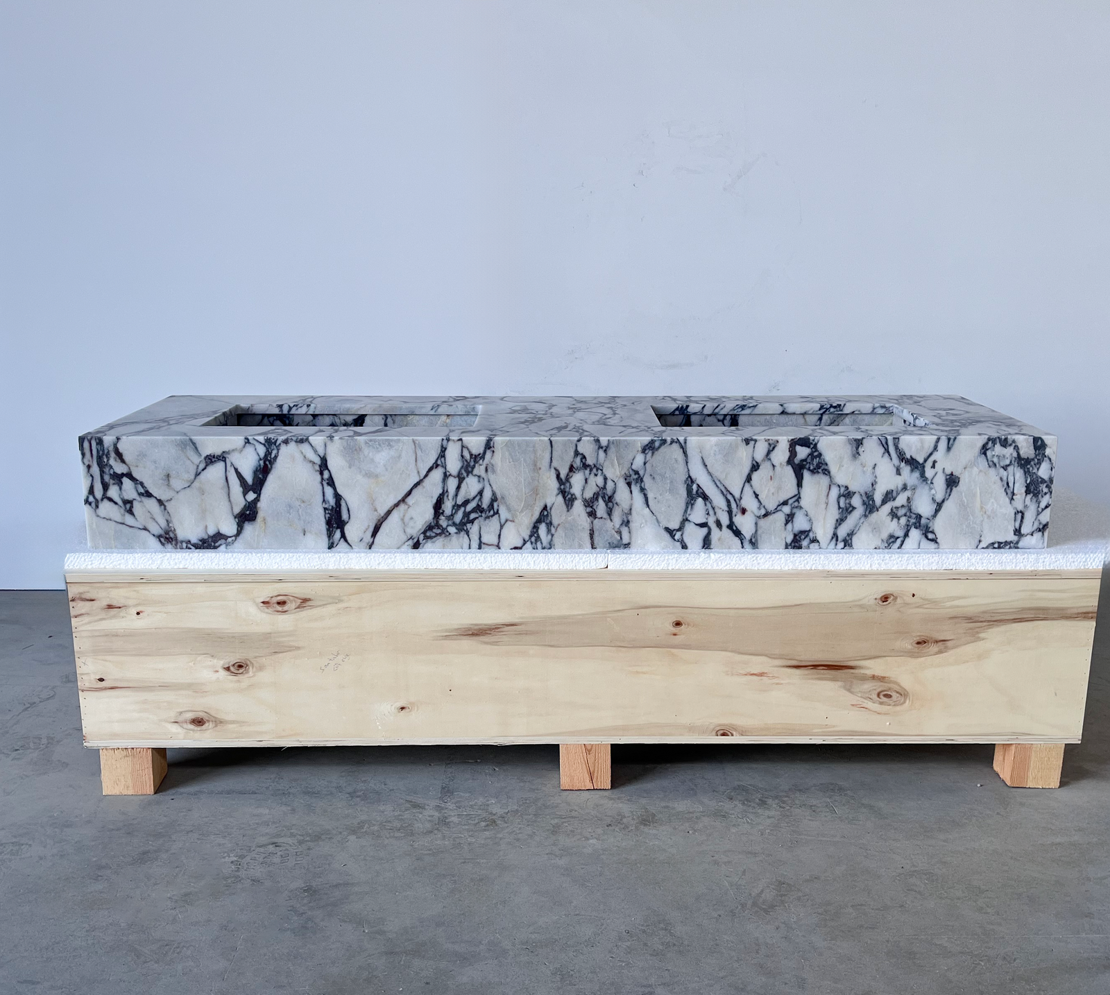 Handcrafted Custom Calacatta Viola Marble Sink (Ns-160)