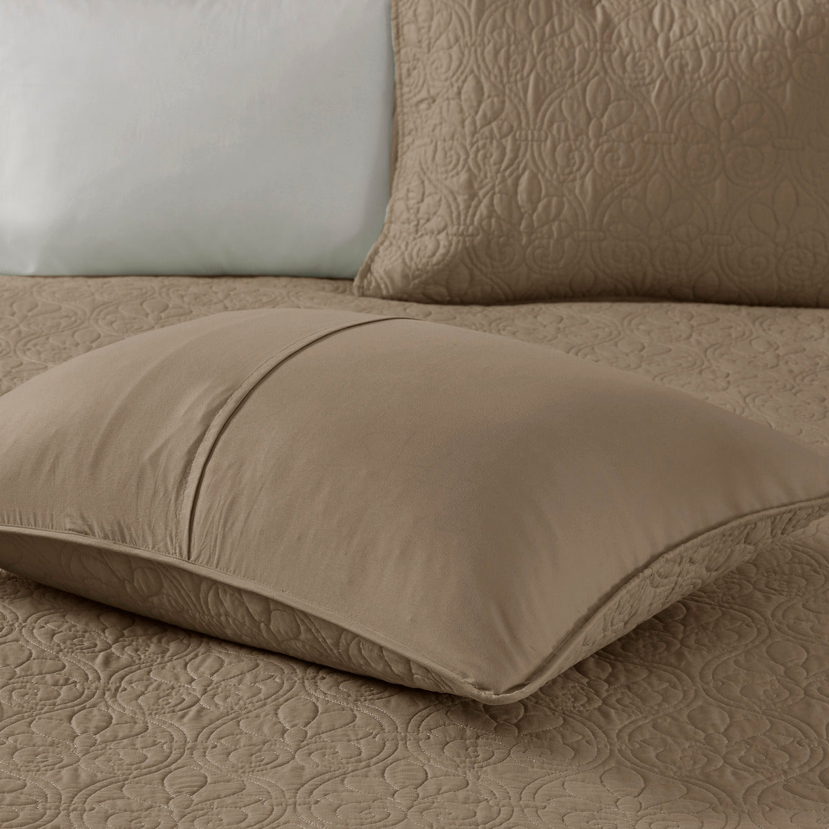 Reversible Quilt Set King/Cal King with Antimicrobial Finish - Mocha