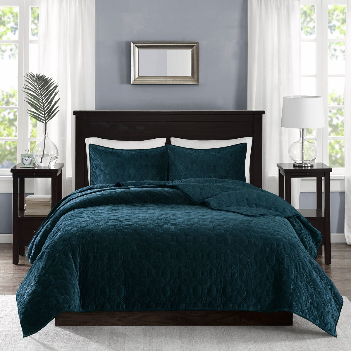 Teal Velvet 3 Piece Quilt Set with Geometric Quilting - Full/Queen