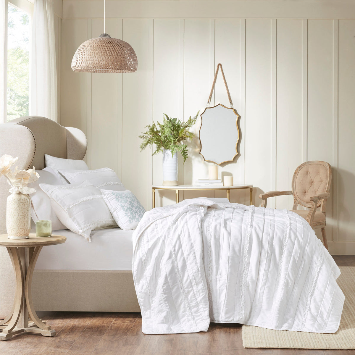 White Reversible Ruffle Quilt Set with Embroidered Throw Pillow - King/Cal King