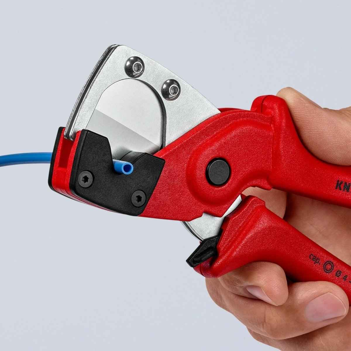 Knipex Pneumatic Hose Cutter 7