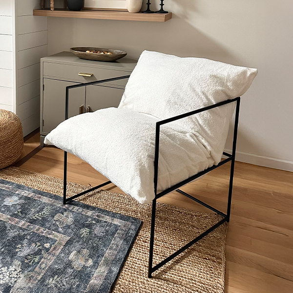 Modern Lounge Chair with Removable Cushion