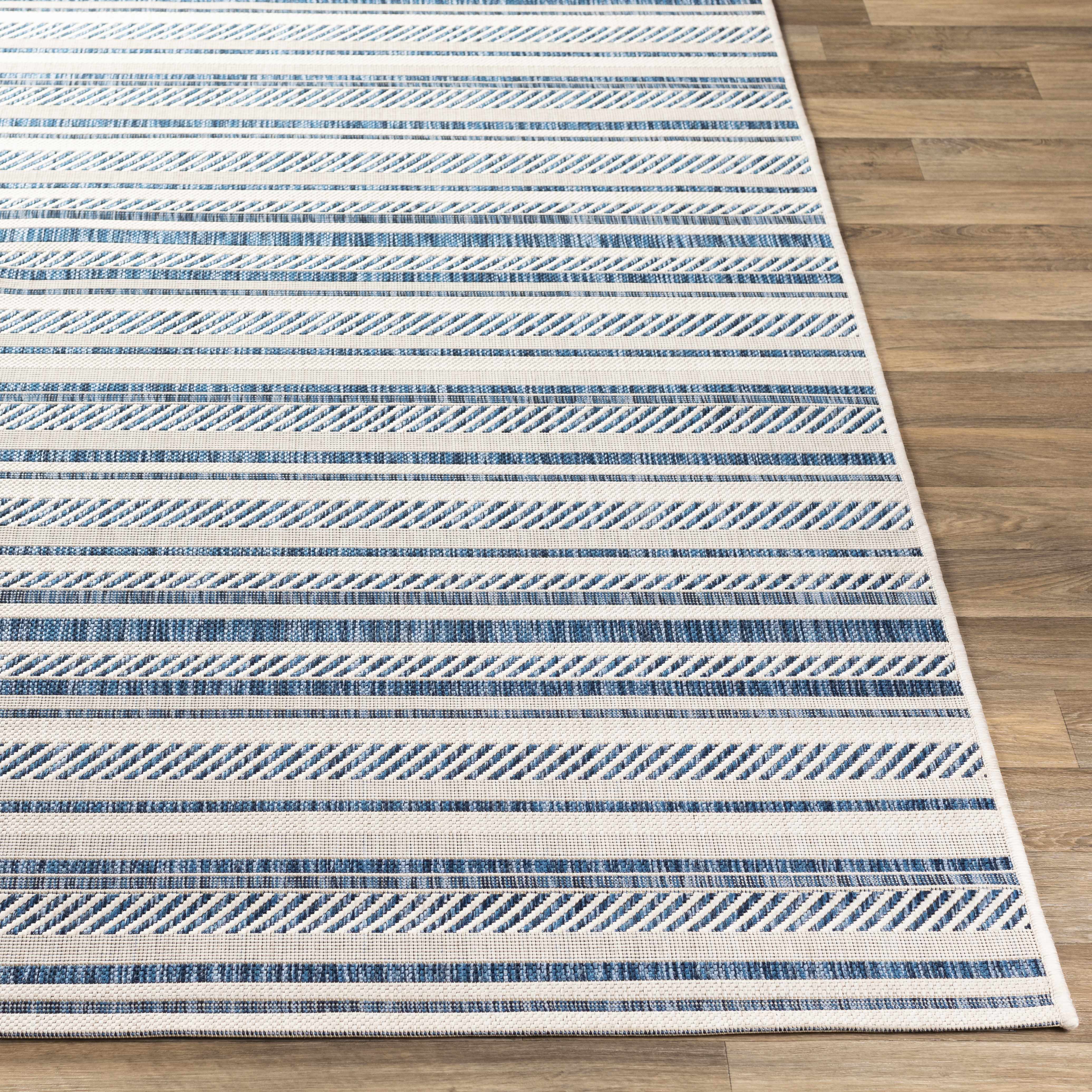 Olin White&Blue Striped Nordic Rug