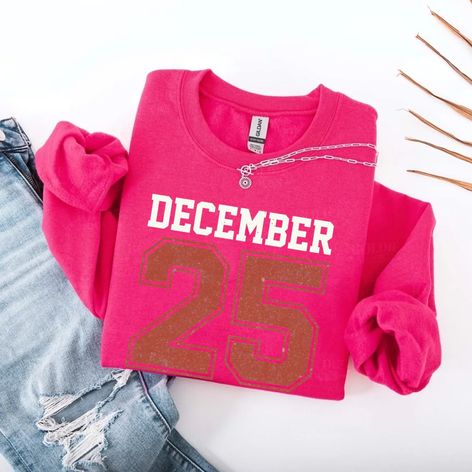 Retro Christmas DECEMBER 25 Sweatshirt Festive Holiday Sweater