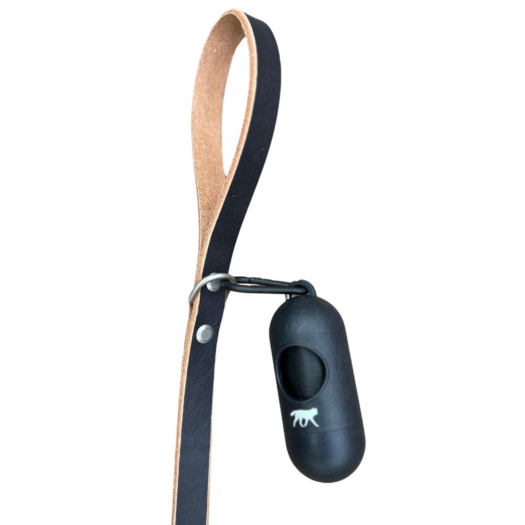 Bamboo poop bag dispenser + compostable roll