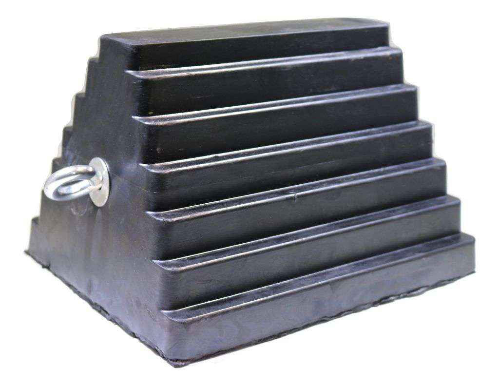 9 Pound Rubber Wheel Chock  | WC