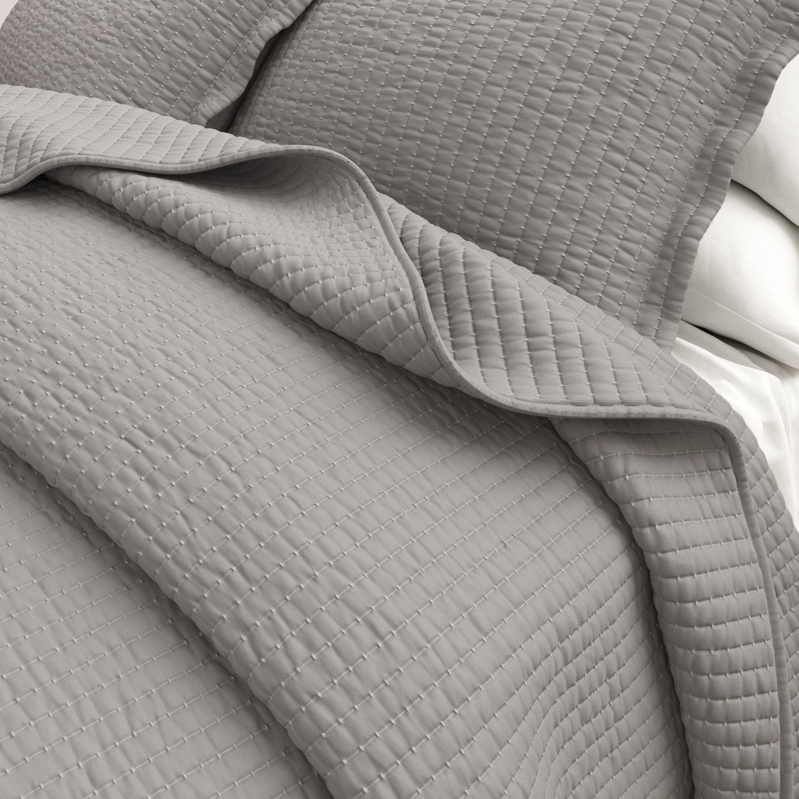 3-Piece Solid Quilt - Alicia Collection