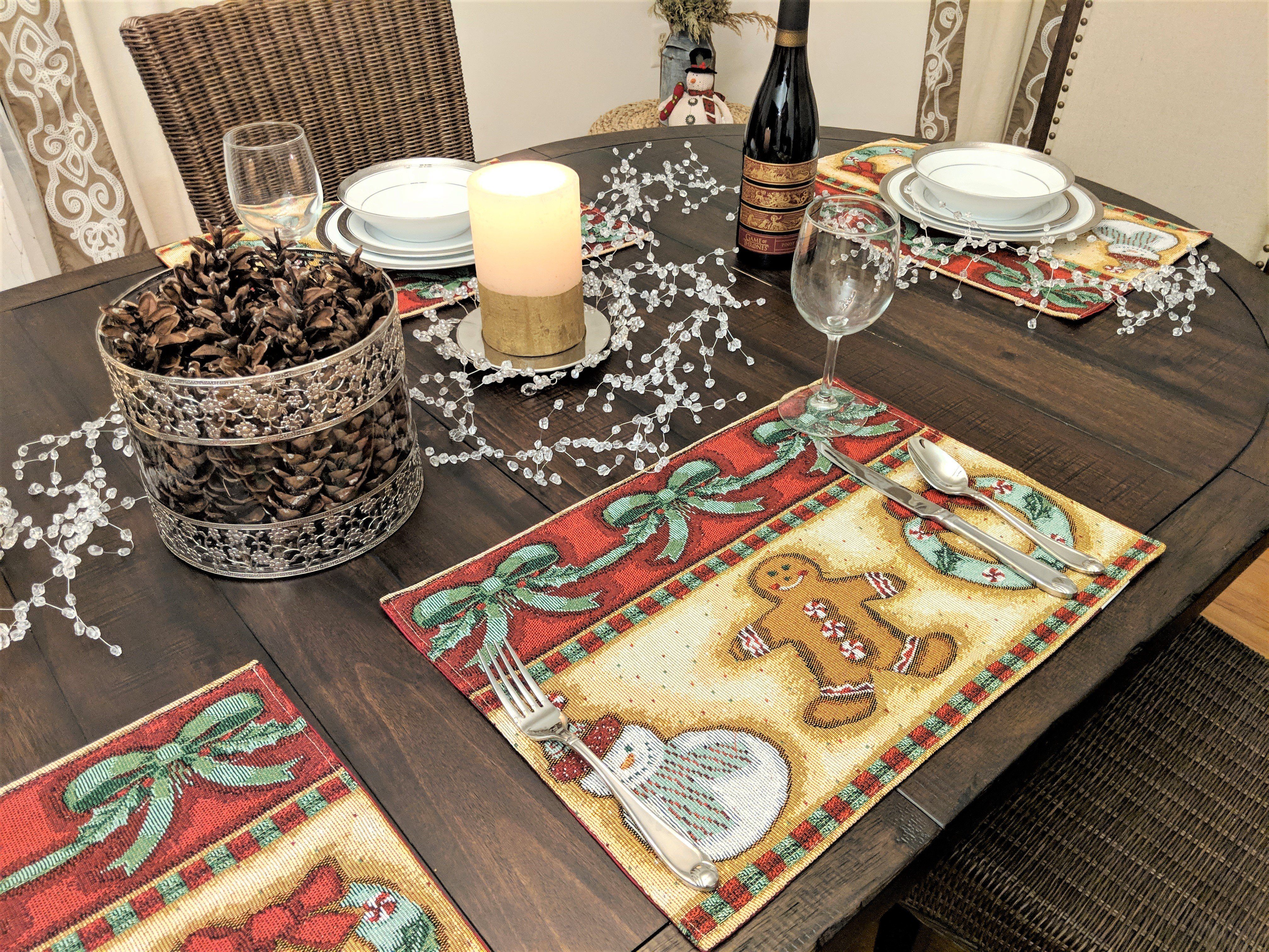 DaDa Bedding Set of 8 Pieces Gingerbread Sweets Holiday Table Tapestry - 4 Placemats, 2 Table Runners, 2 Throw Pillow Covers (12917)