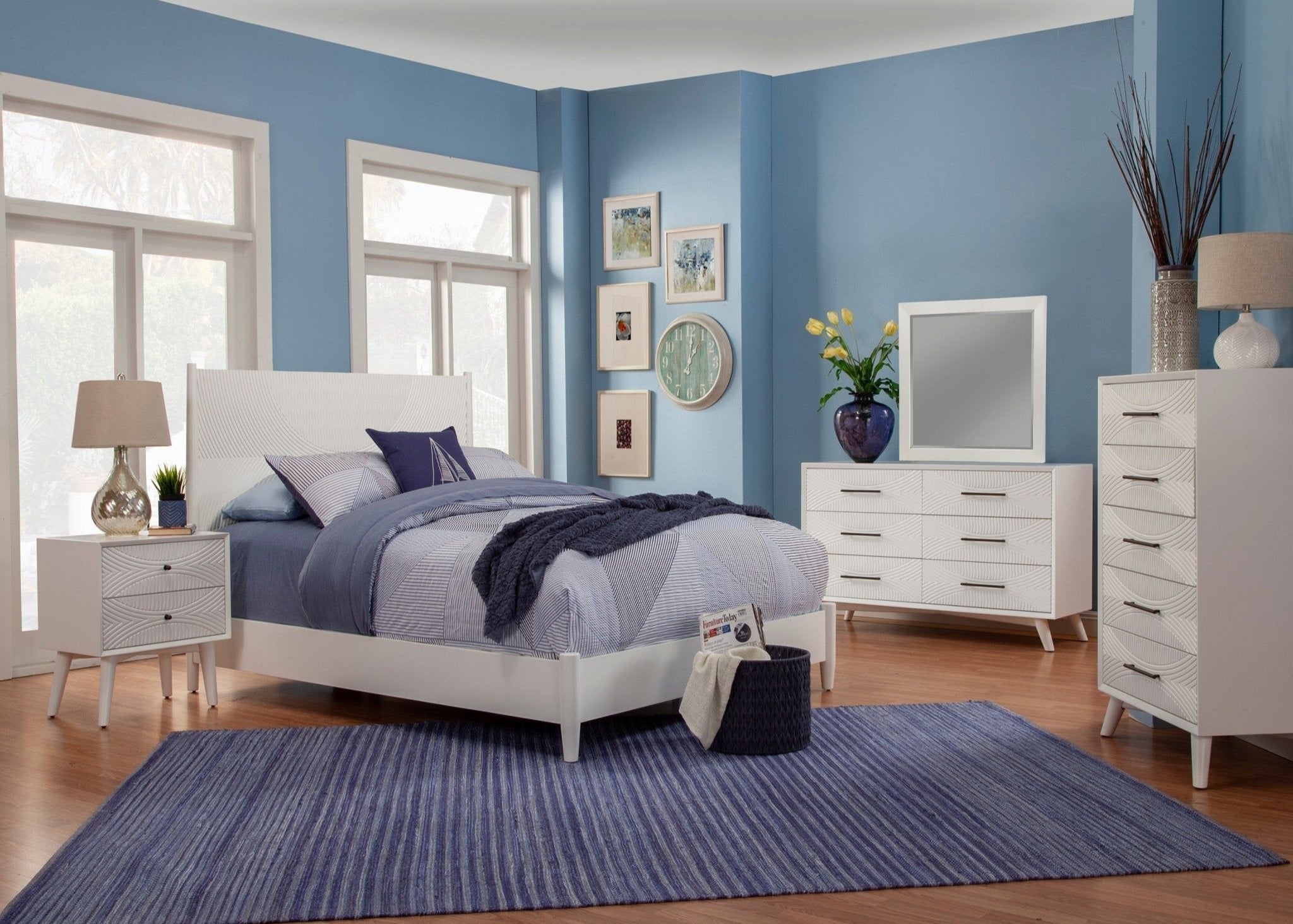 Tranquility Bed, White