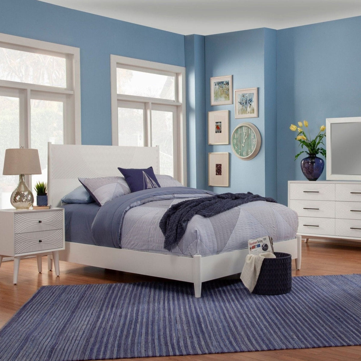 Tranquility Bed, Classic White