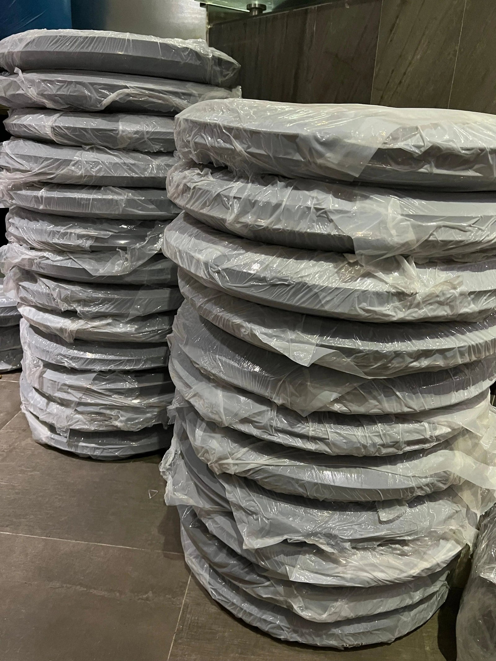 Finished Barrel Oak Head With Backing Installed (Lid, Barrel Top, Wood, Wine, Whiskey, Cooperage Marks, Gift For Him, Dad, Project)